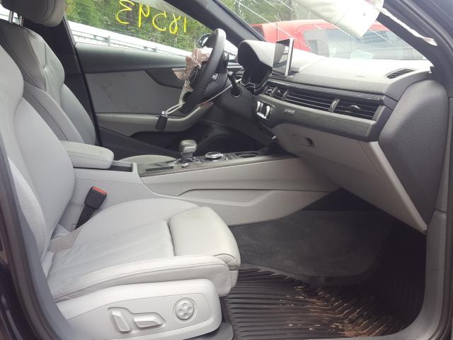 Audi A4 2.0T quattro Premium Plus
