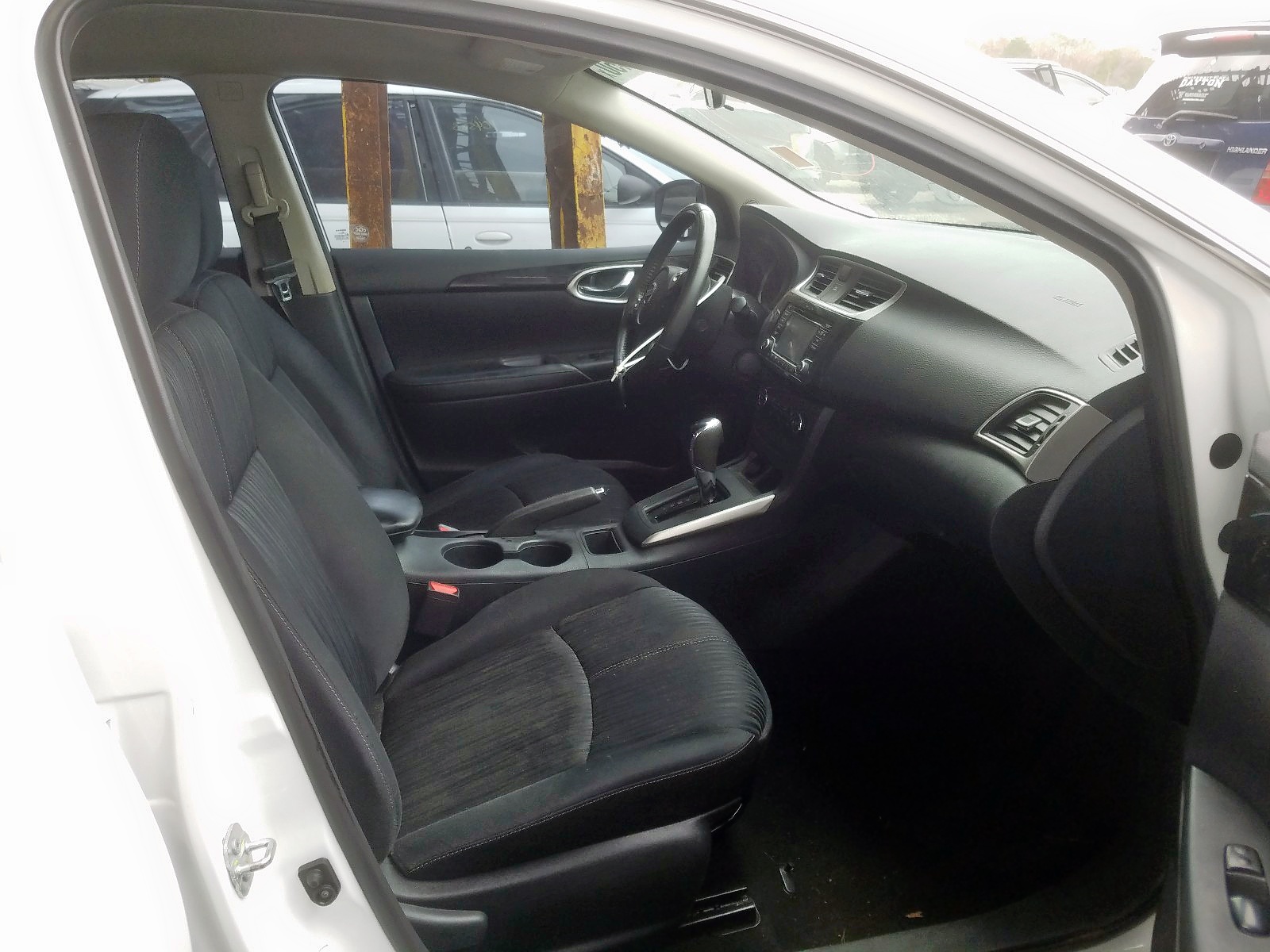 Nissan Sentra SV