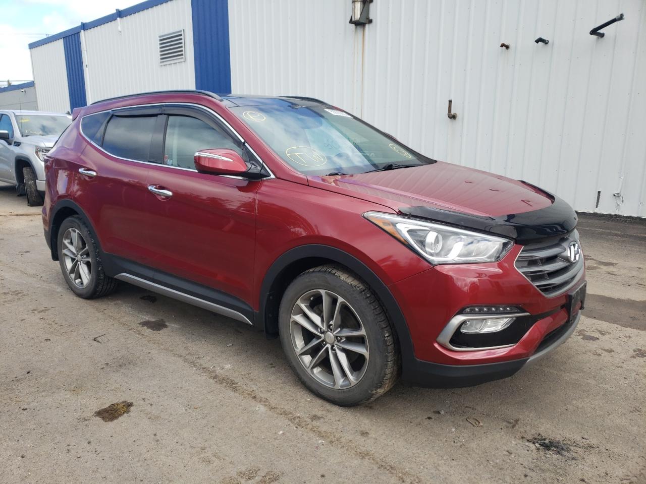 Salvage Hyundai SANTA FE Image