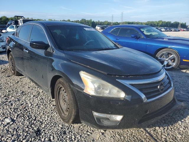 Salvage Nissan Altima Image