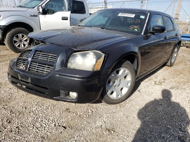 Salvage Dodge Magnum Image
