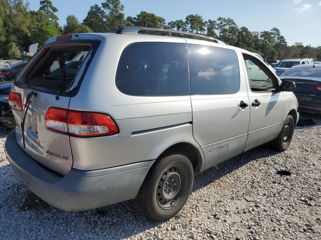 Toyota Sienna Ce
