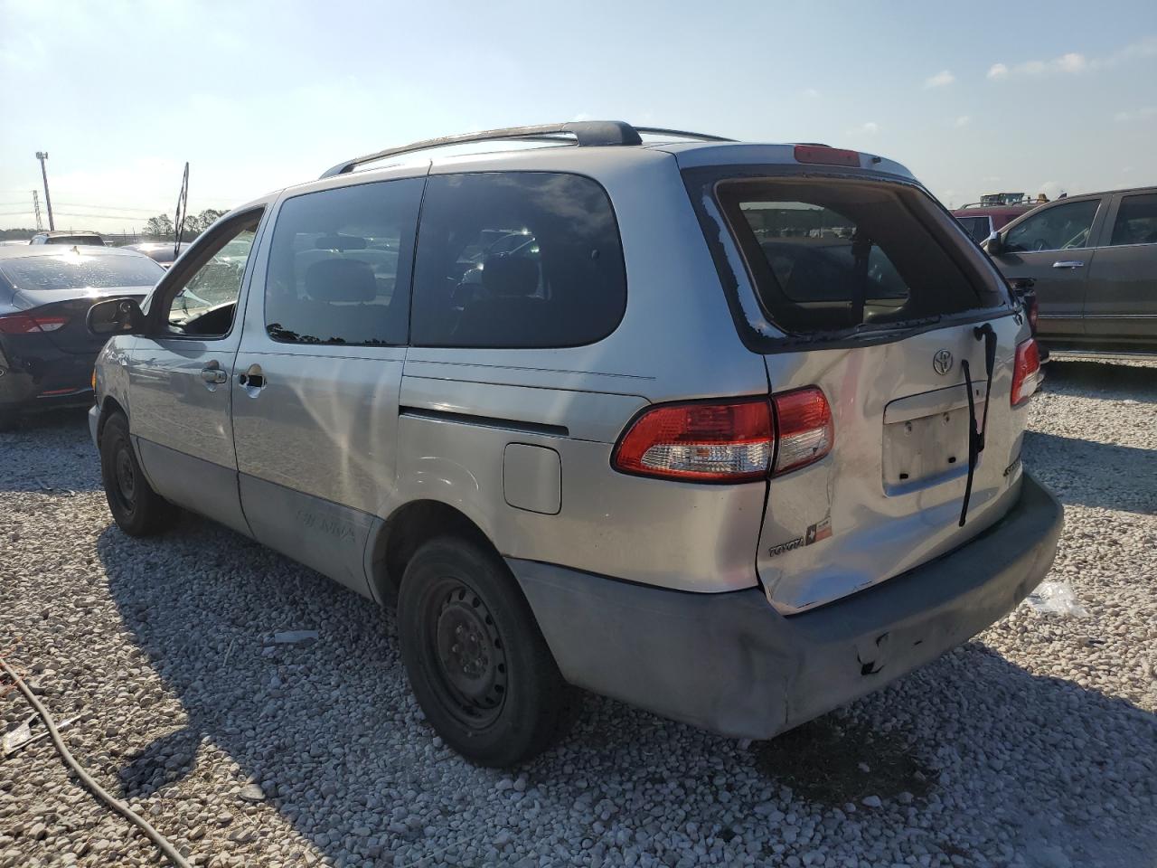 Toyota Sienna Ce