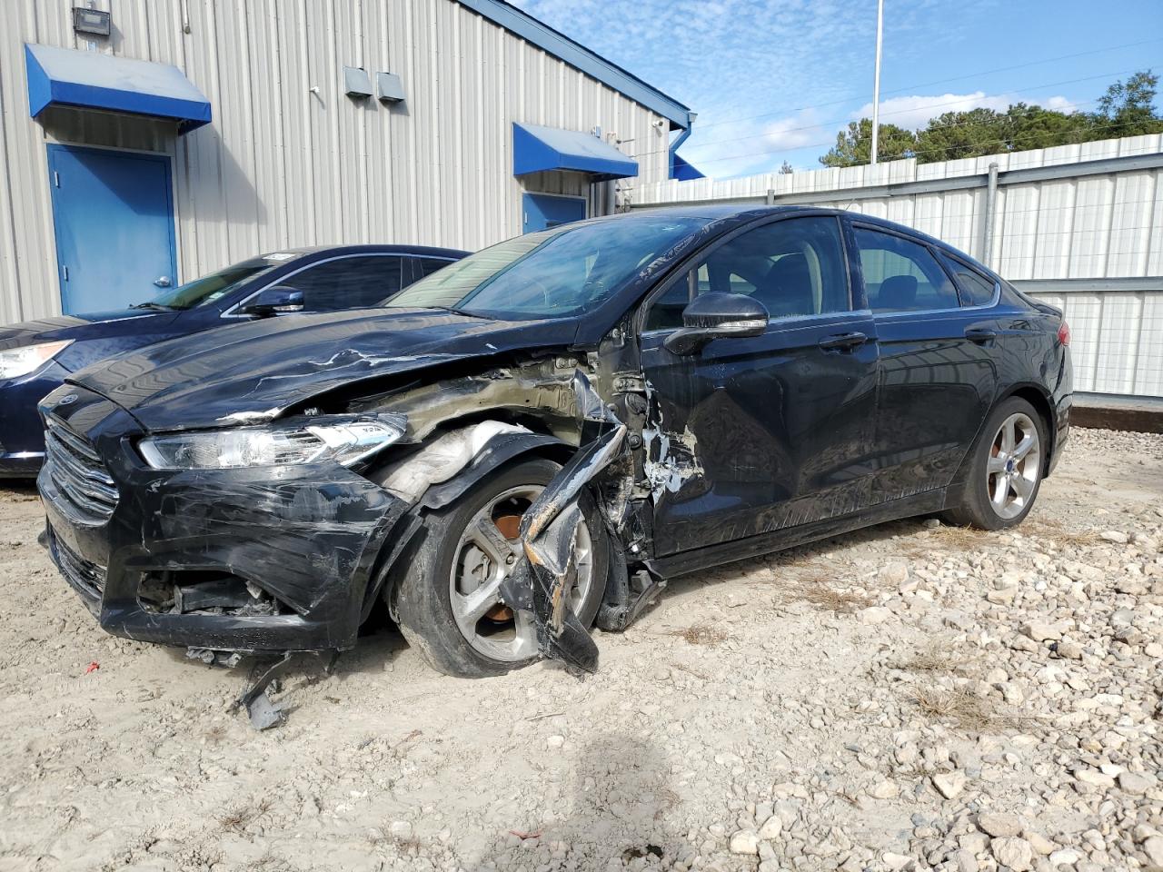 Salvage Ford Fusion Image
