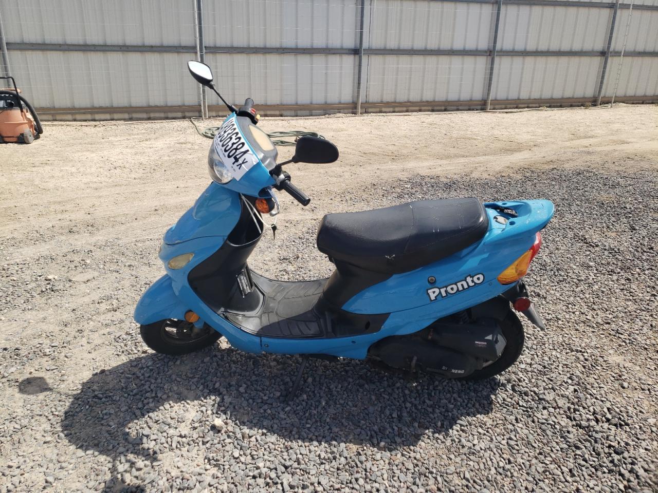 Zhon Moped