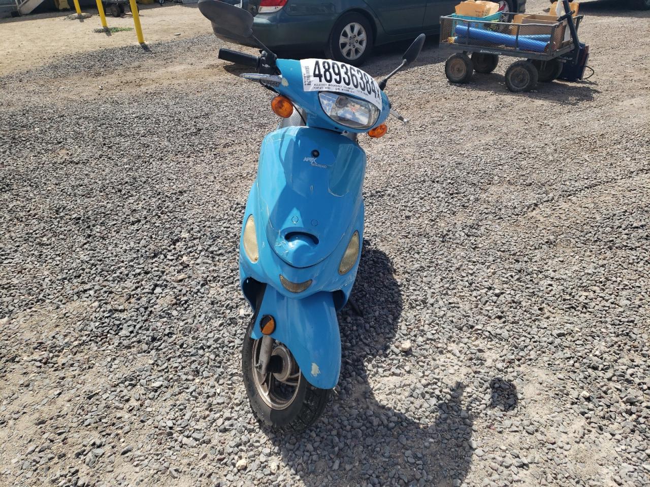 Zhon Moped