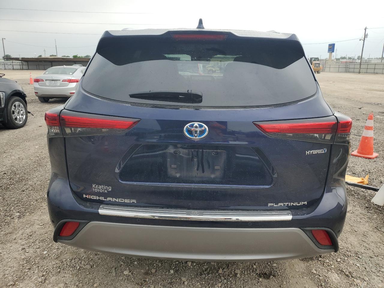 Toyota Highlander Hybrid Platinum