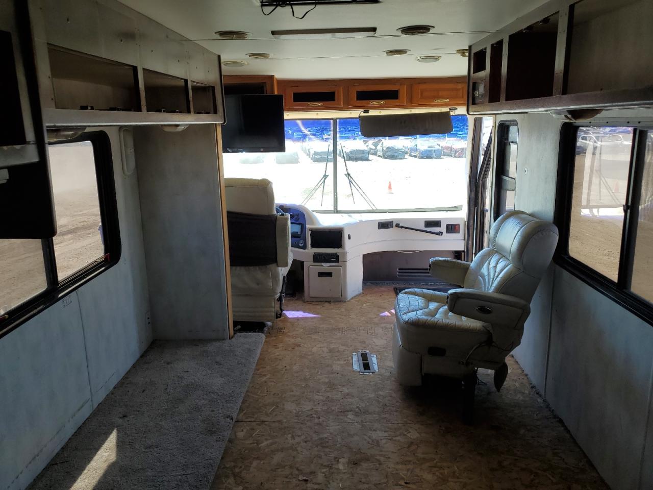 Freightliner Chassis X Line Motor Home