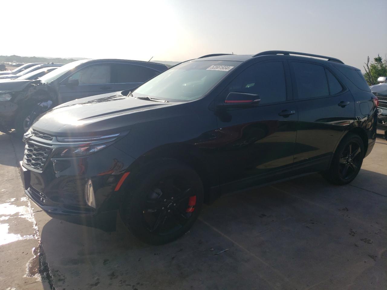 Salvage Chevrolet Equinox Image