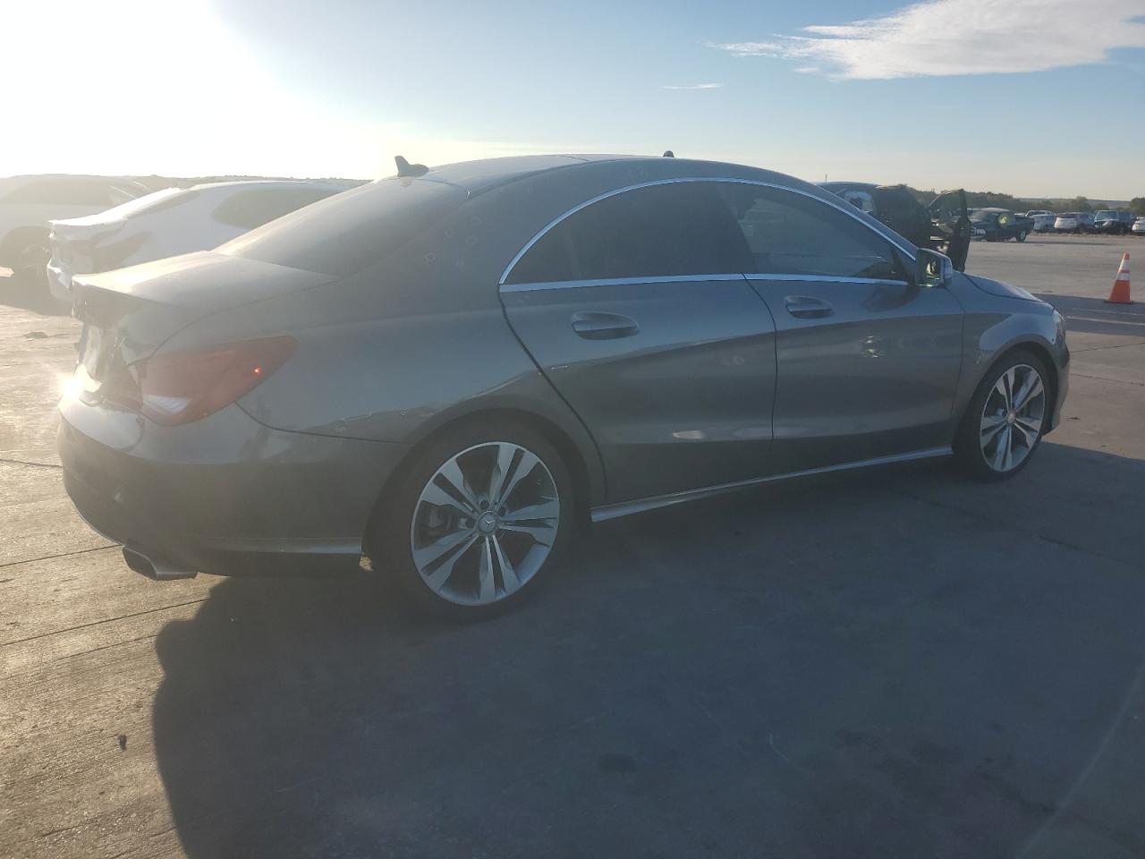 Mercedes-Benz Cla-class 250