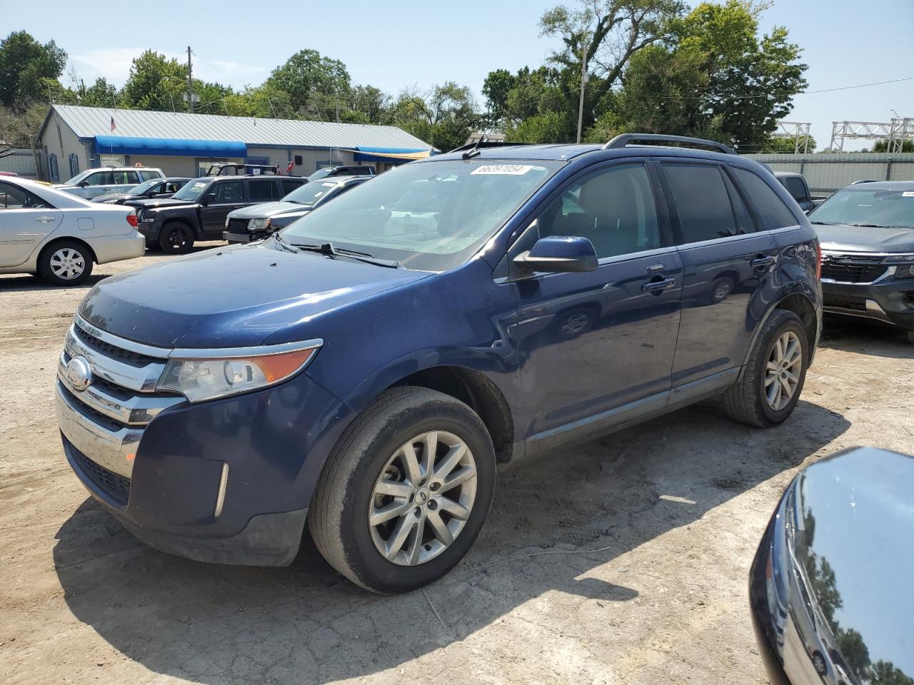 Salvage Ford Edge Image