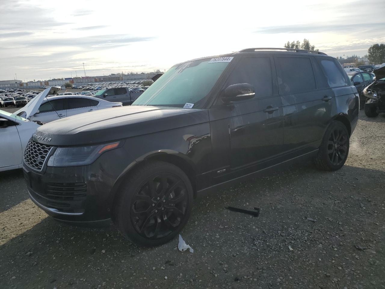 Salvage Land Rover Range Rover Image