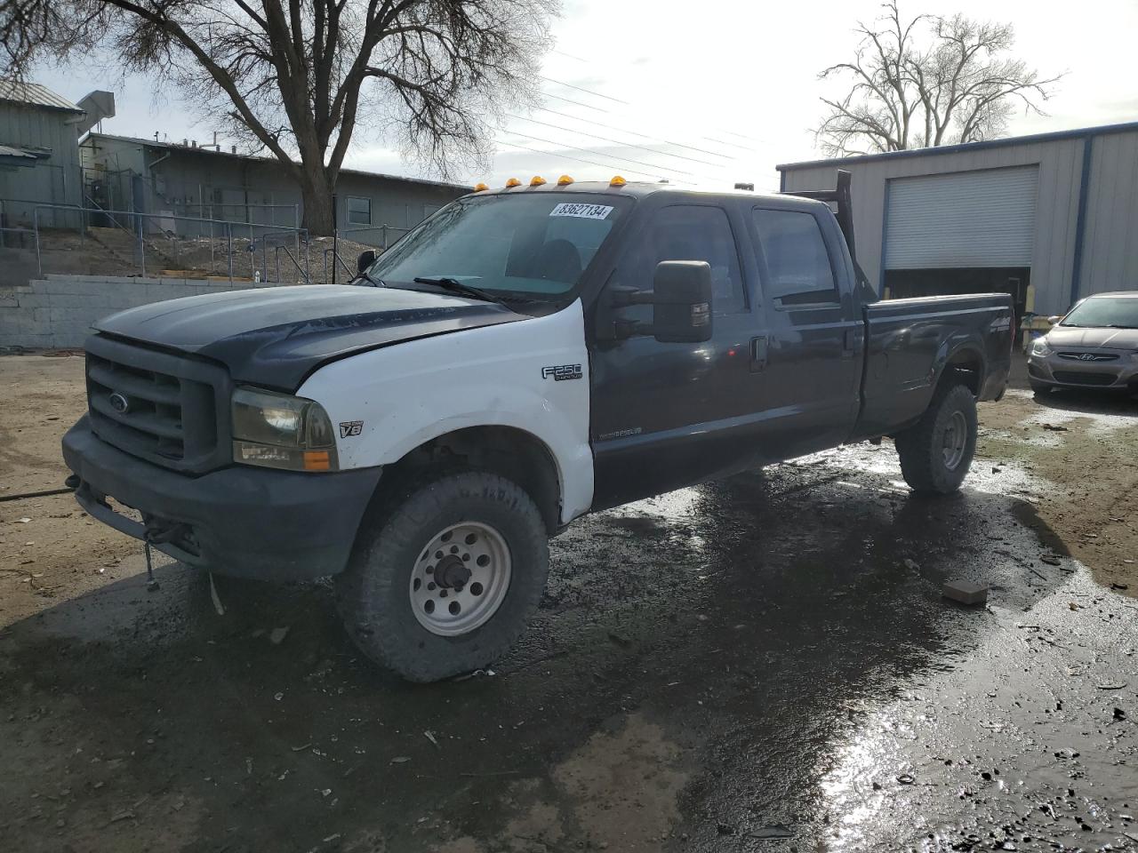 Salvage Ford F-350 Image