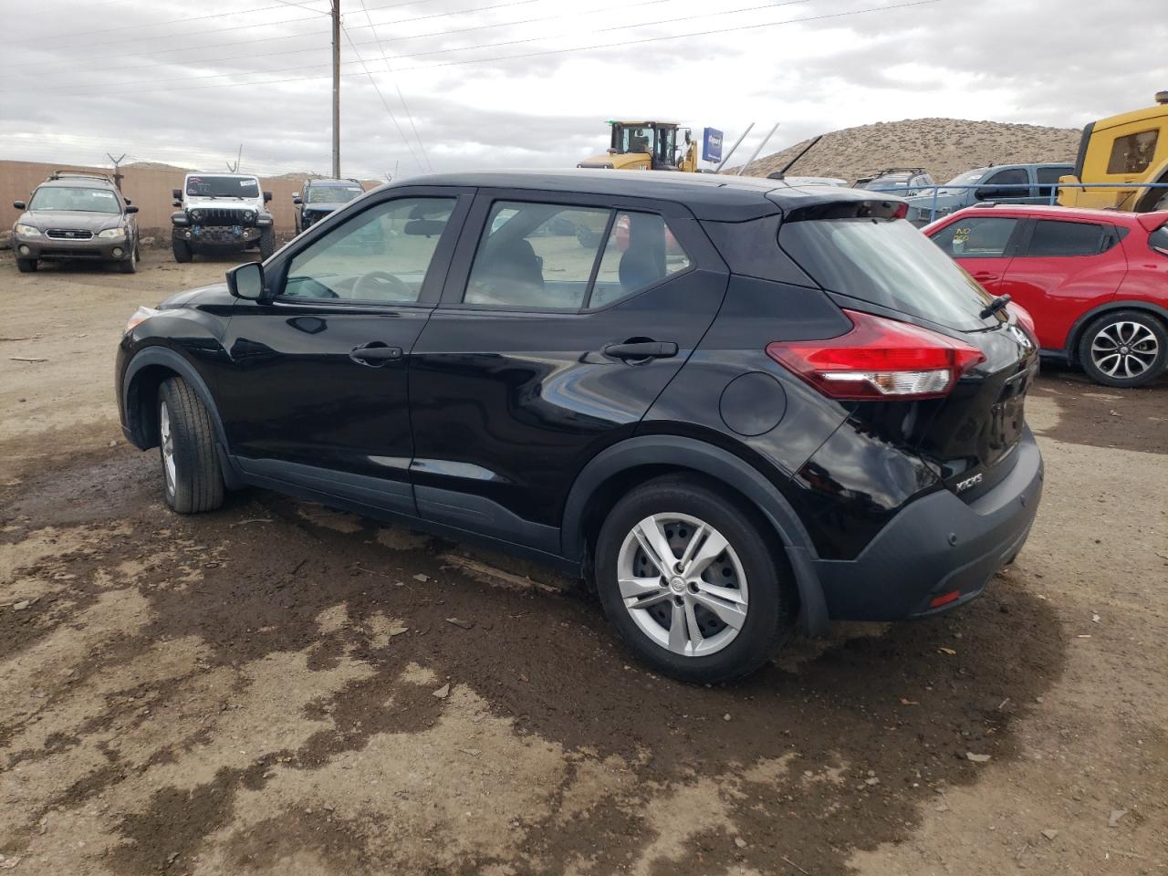 Nissan Kicks S