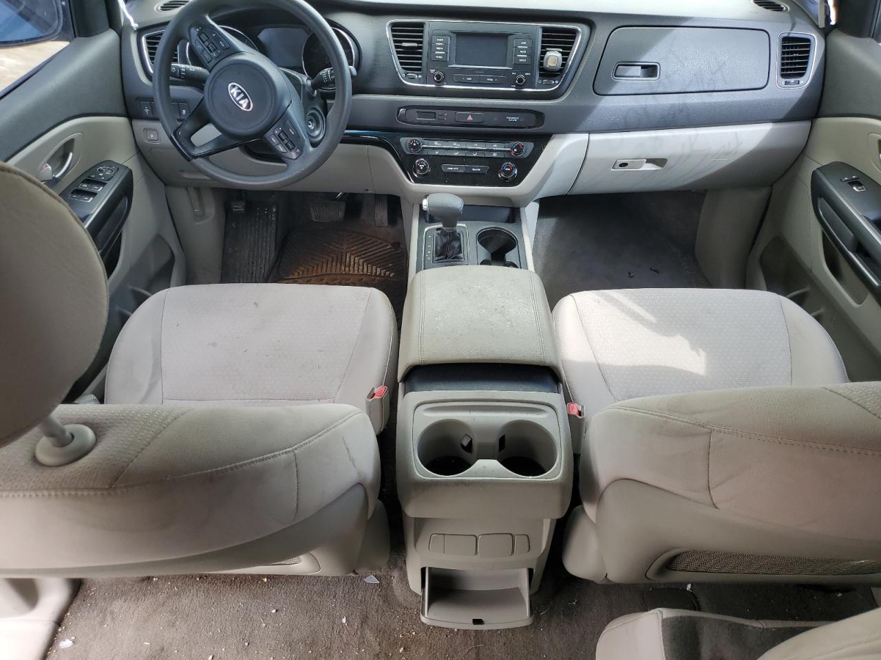 Kia Sedona L