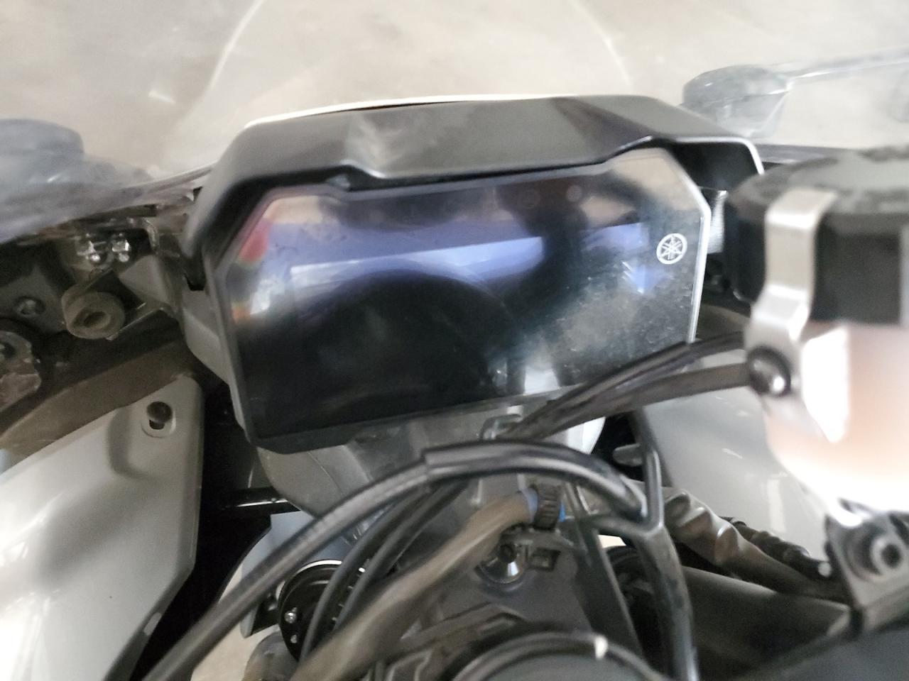 Yamaha Yzfr7