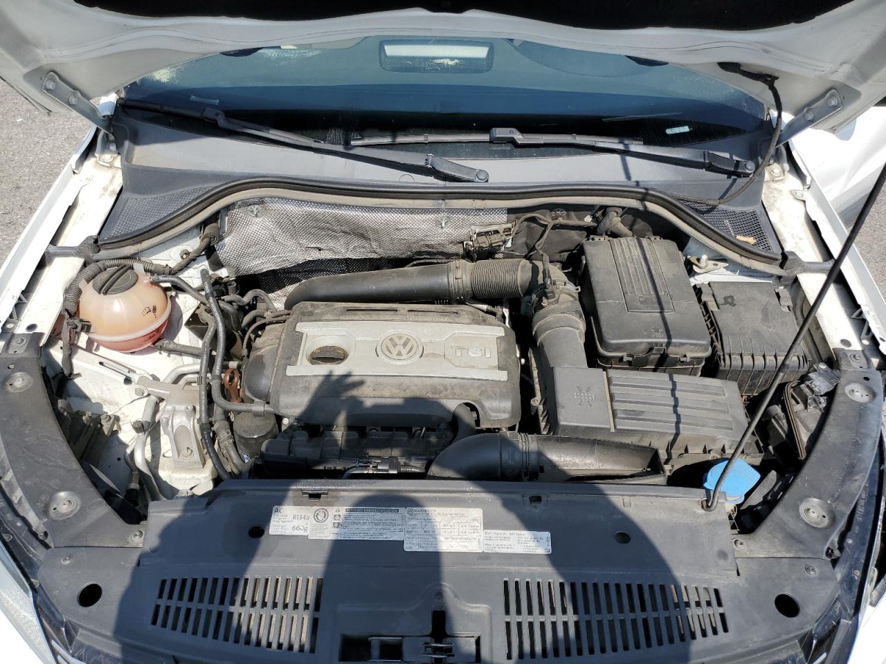 Volkswagen Tiguan S