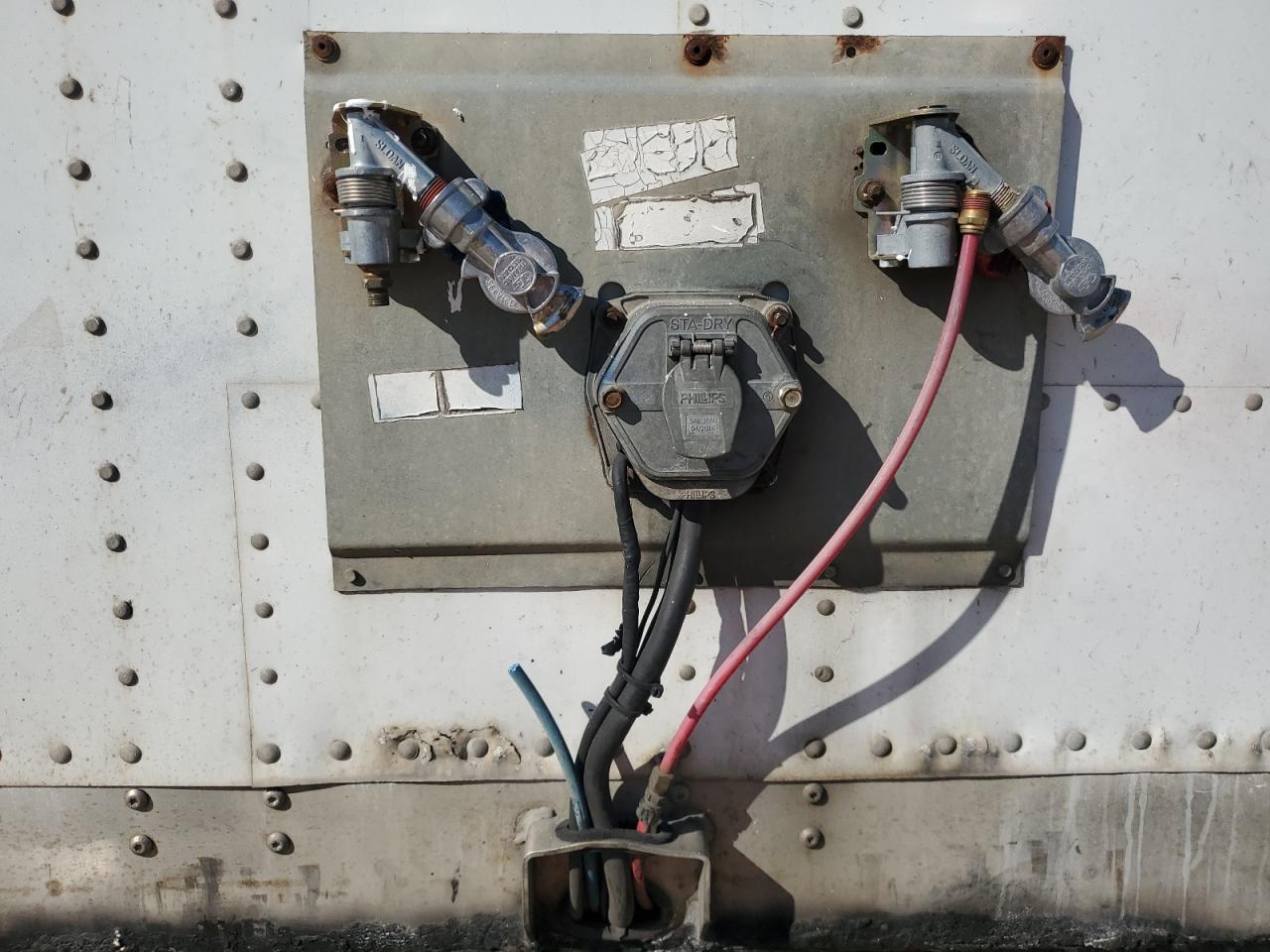 Wabash 28 Trailer
