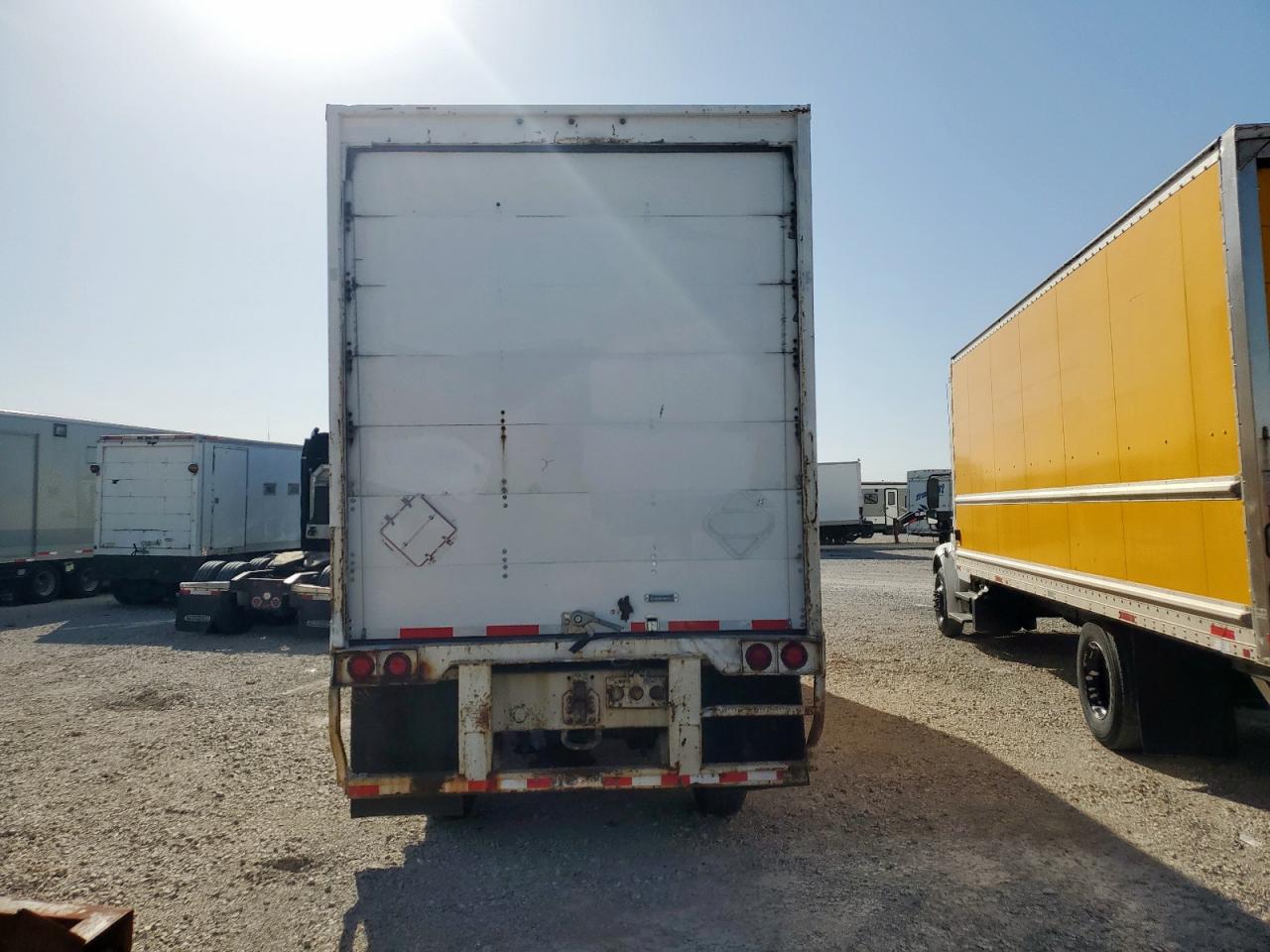 Wabash 28 Trailer