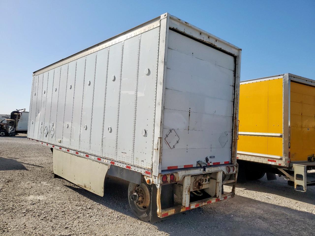 Wabash 28 Trailer