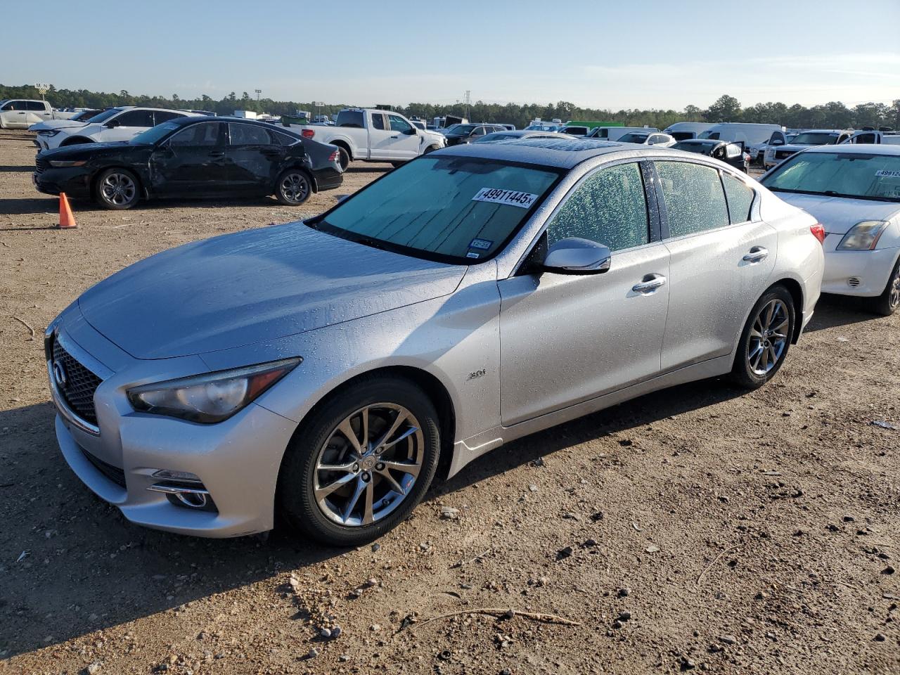 Salvage INFINITI Q50 Image