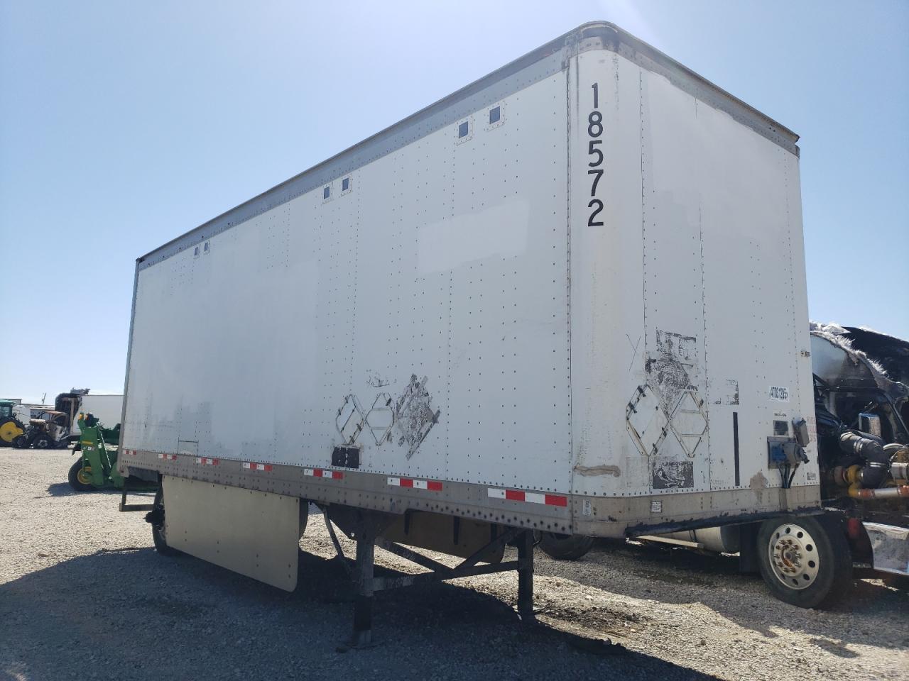 Salvage Great Dane Trailer Image