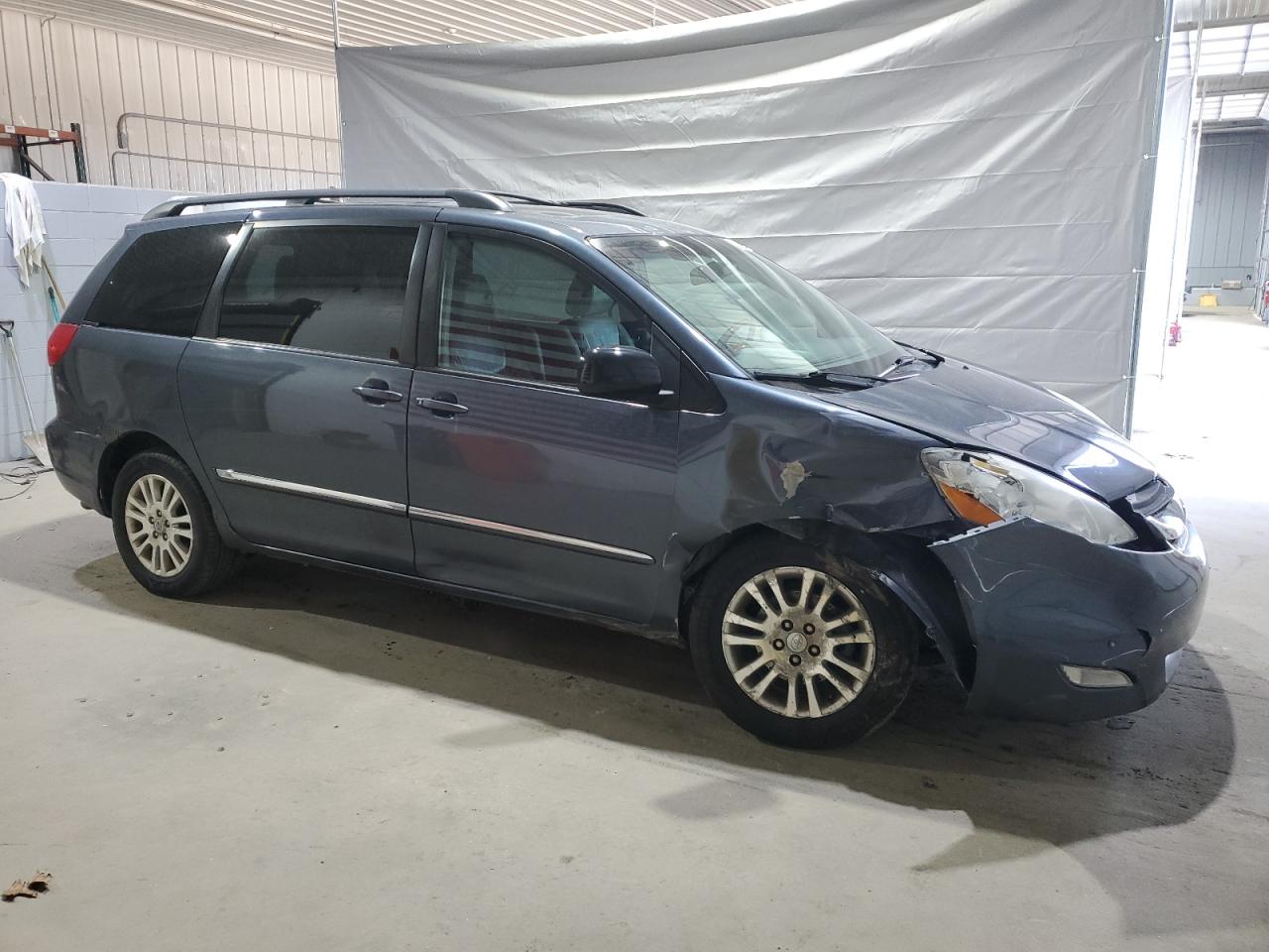 Toyota Sienna Xle