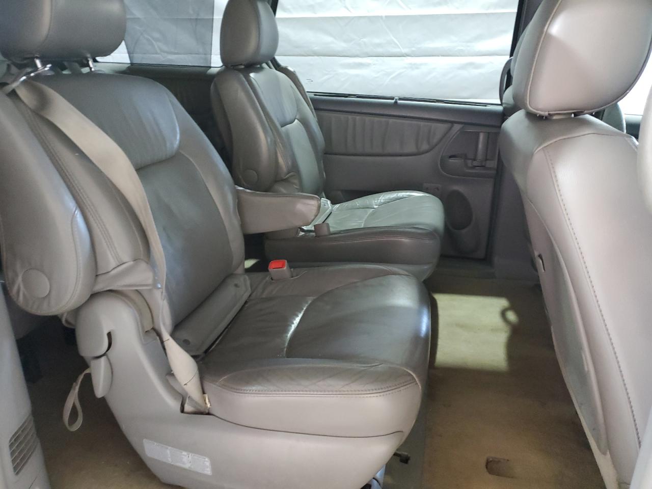 Toyota Sienna Xle