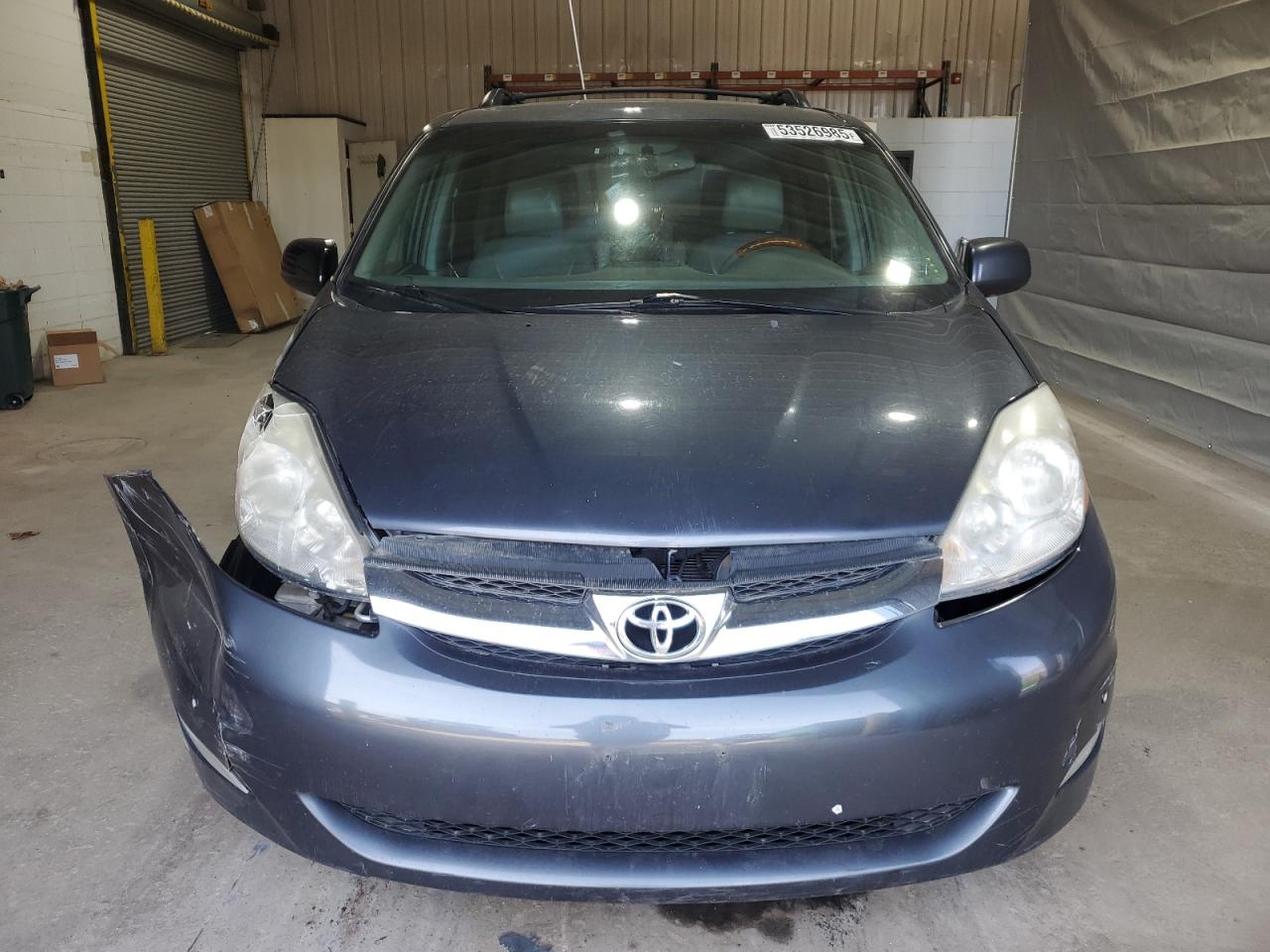 Toyota Sienna Xle