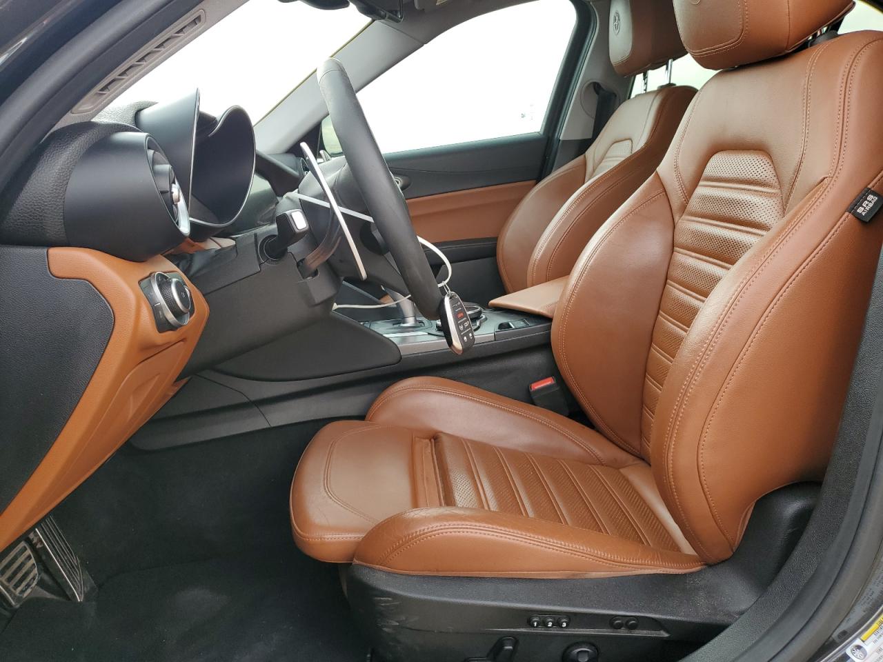 Alfa Romeo Giulia Ti Q4