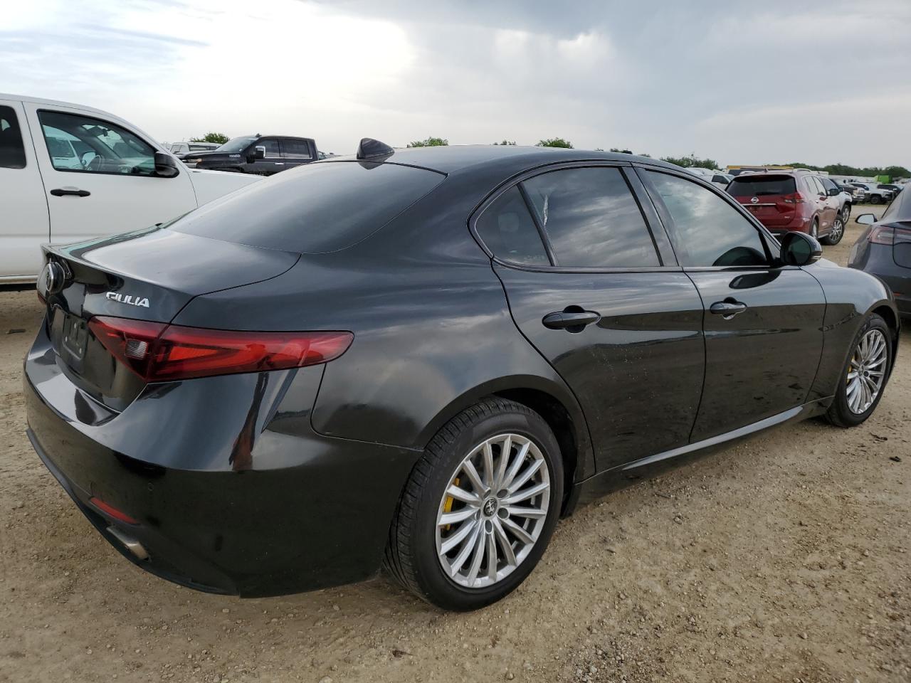 Alfa Romeo Giulia Ti Q4