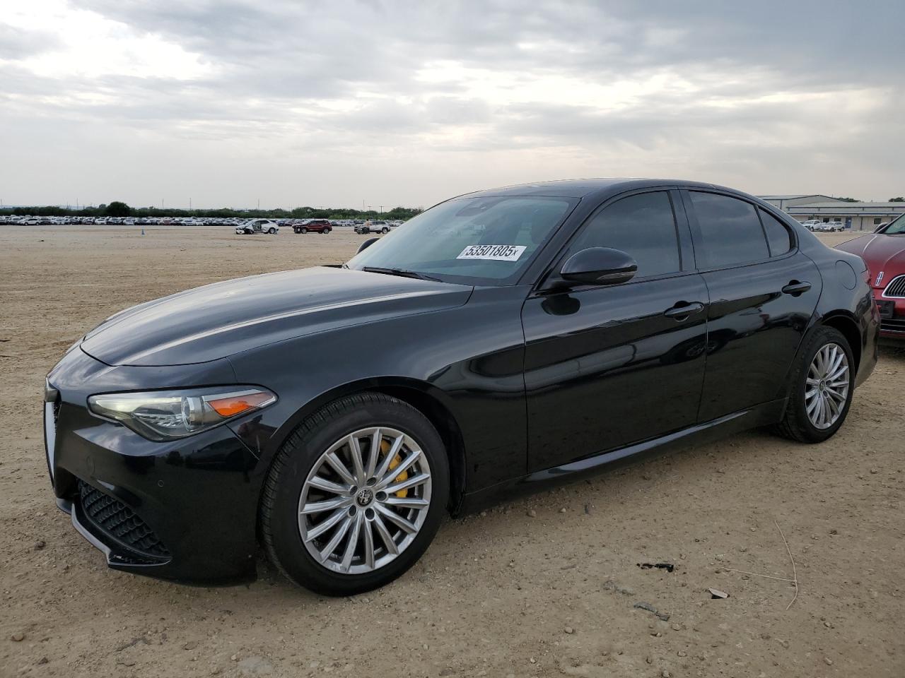 Salvage Alfa Romeo Giulia Image