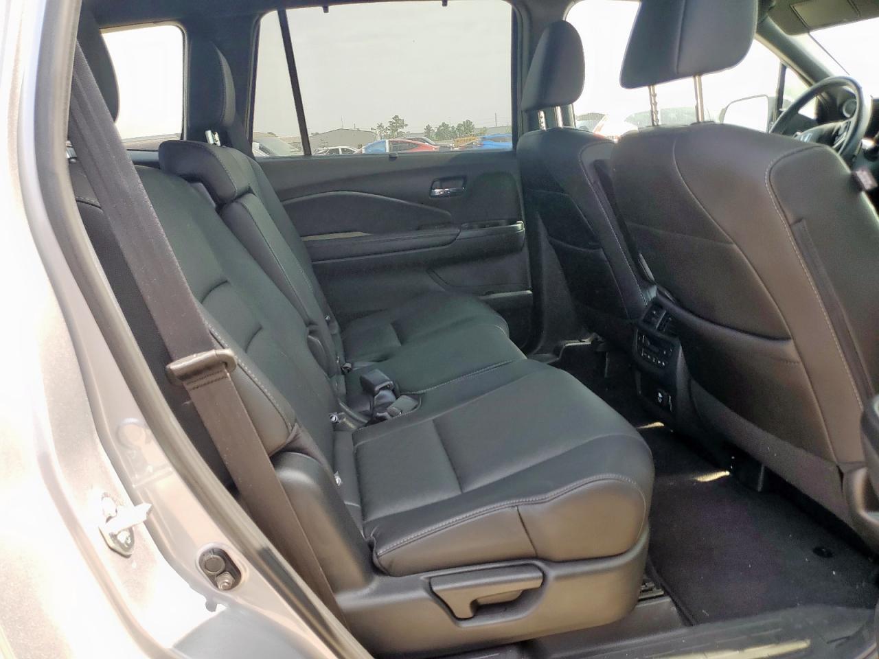 Honda Passport Elite