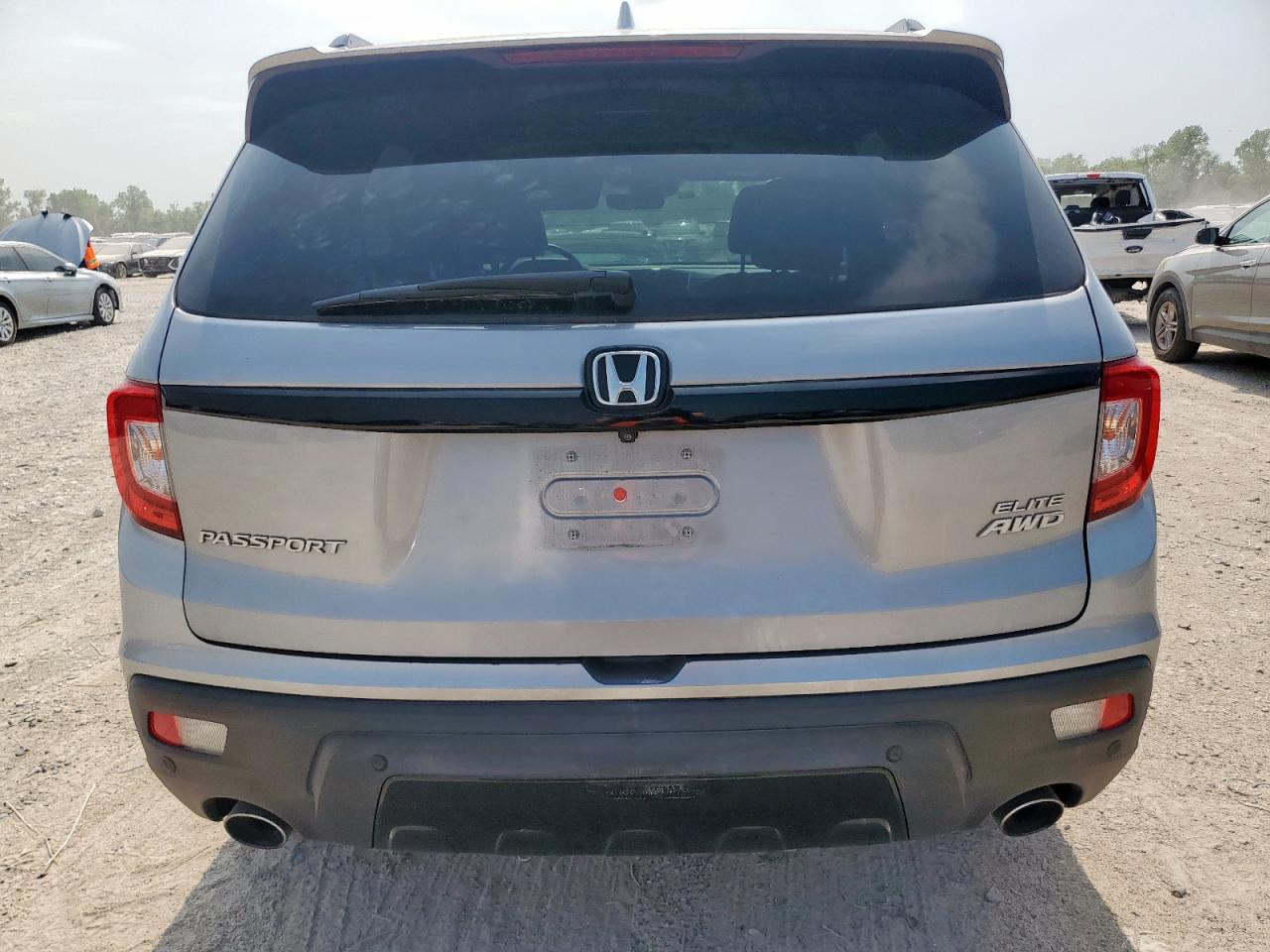 Honda Passport Elite