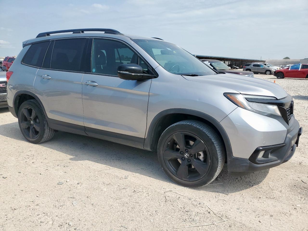 Honda Passport Elite