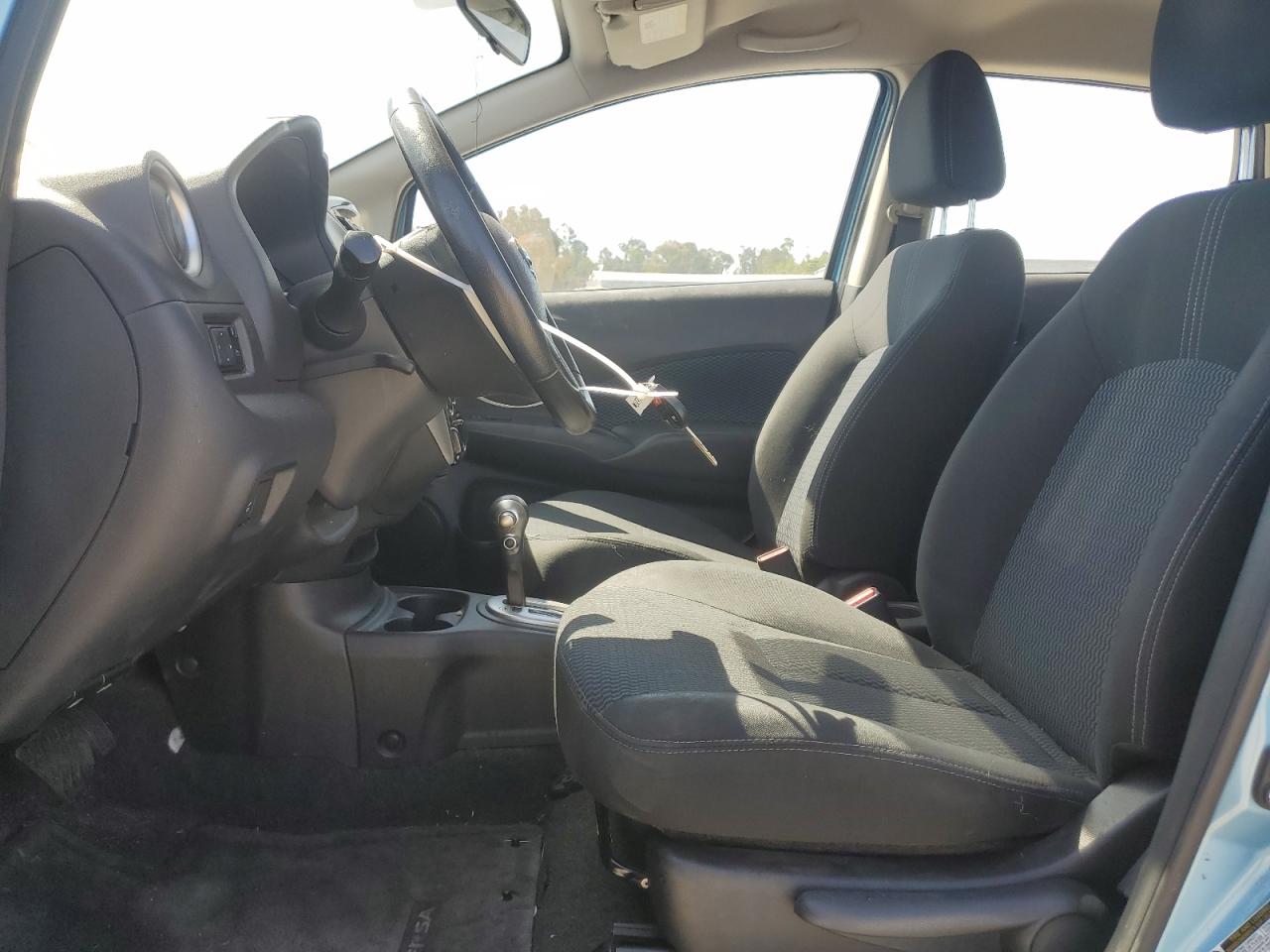 Nissan Versa S