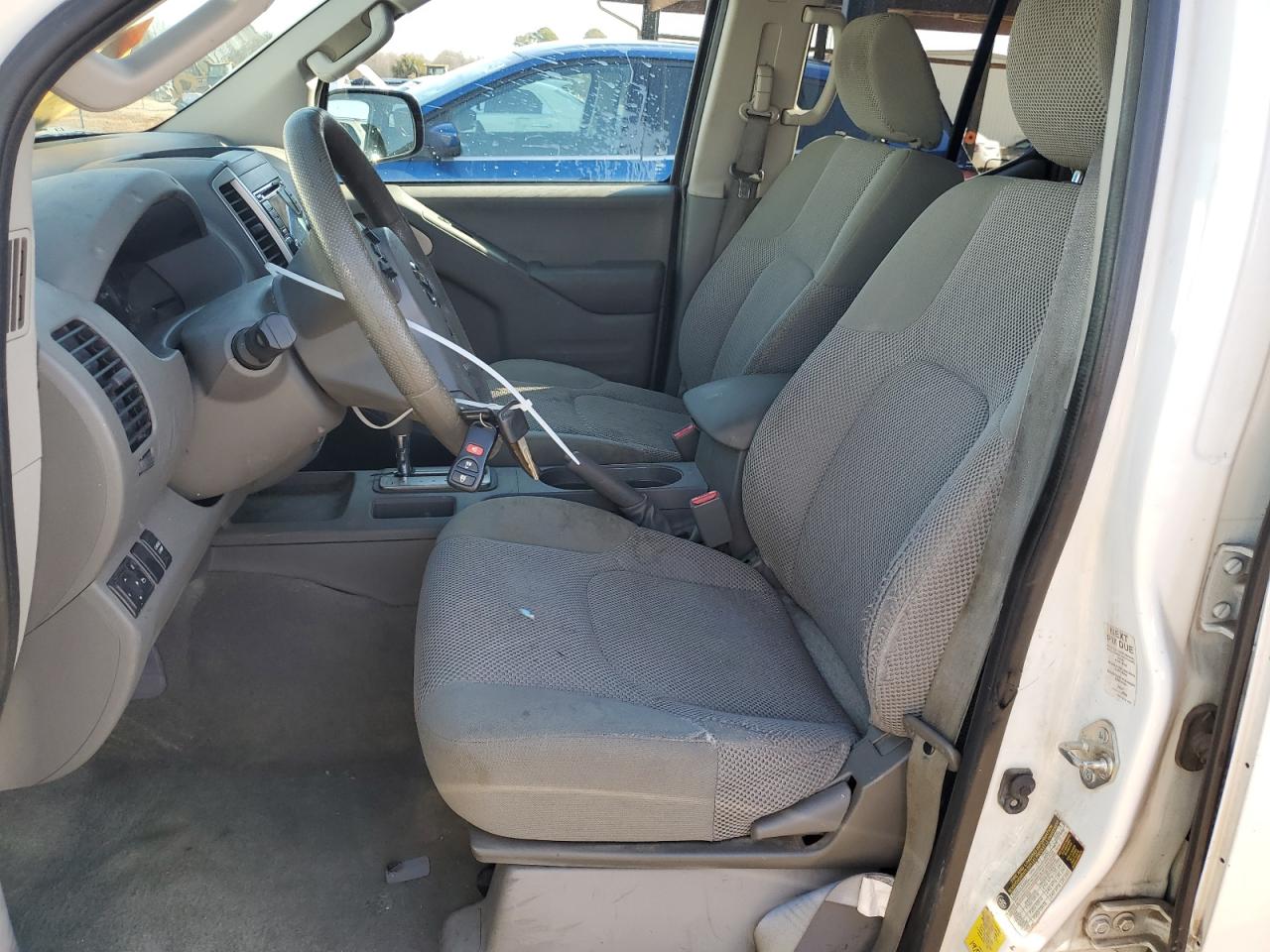 Nissan Frontier S