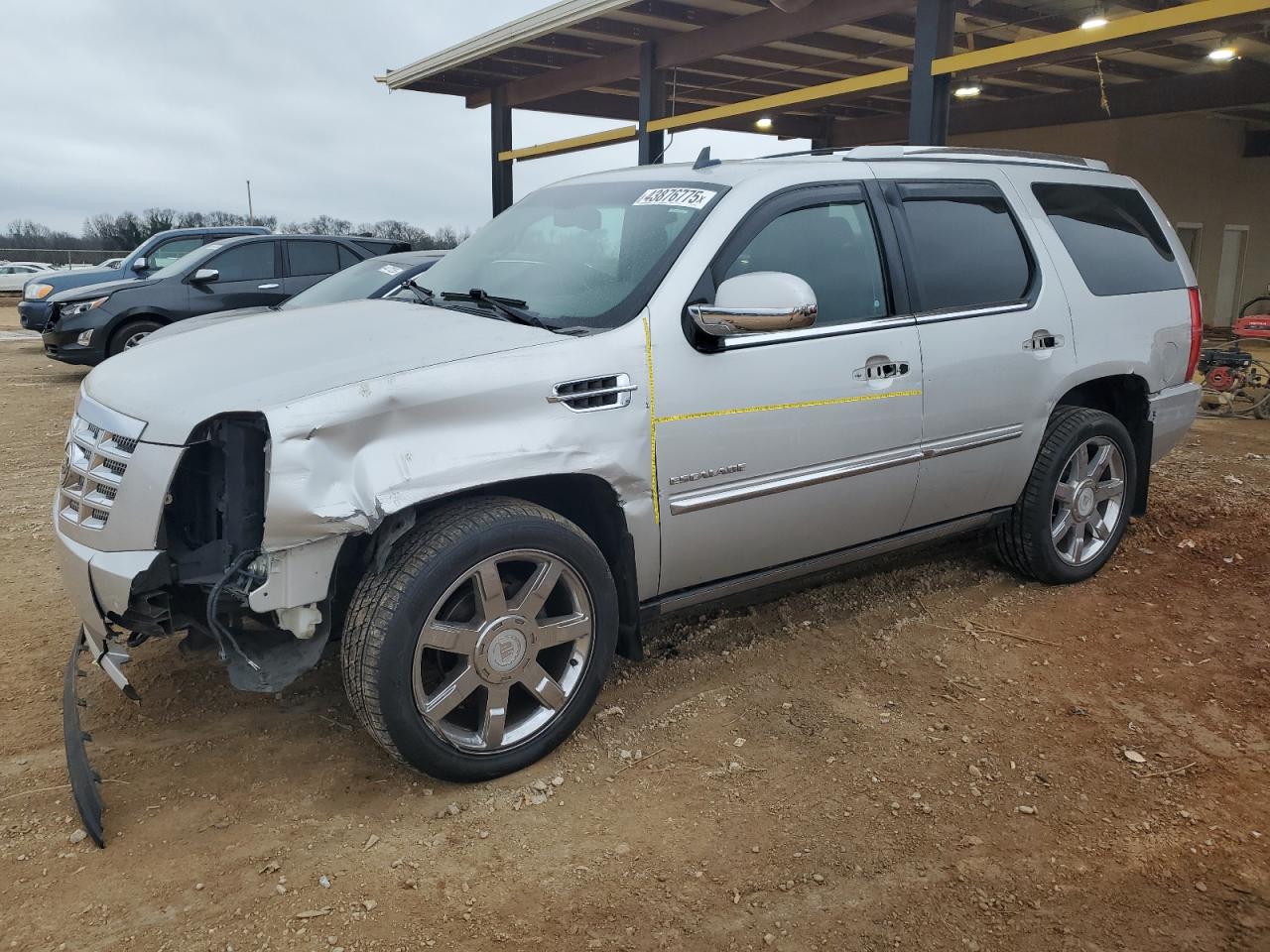 Salvage Cadillac Escalade Image