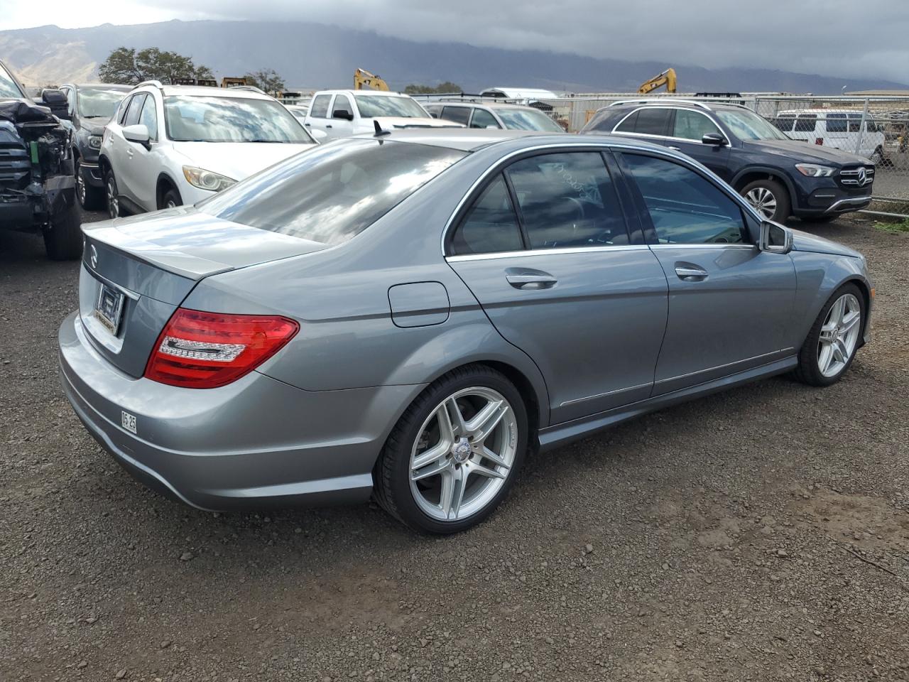Mercedes-Benz C-Class 250