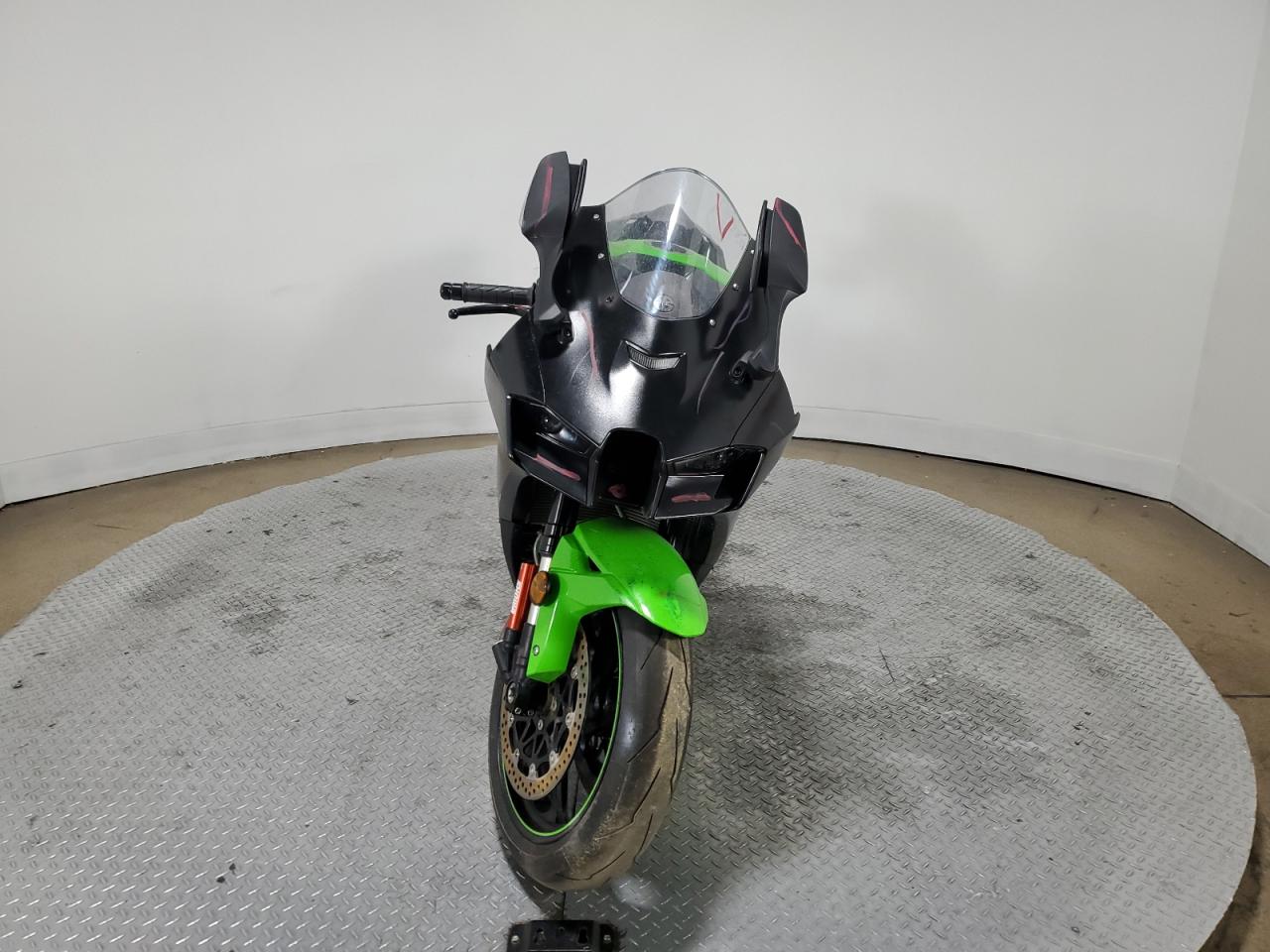 Kawasaki Zx1002 T T