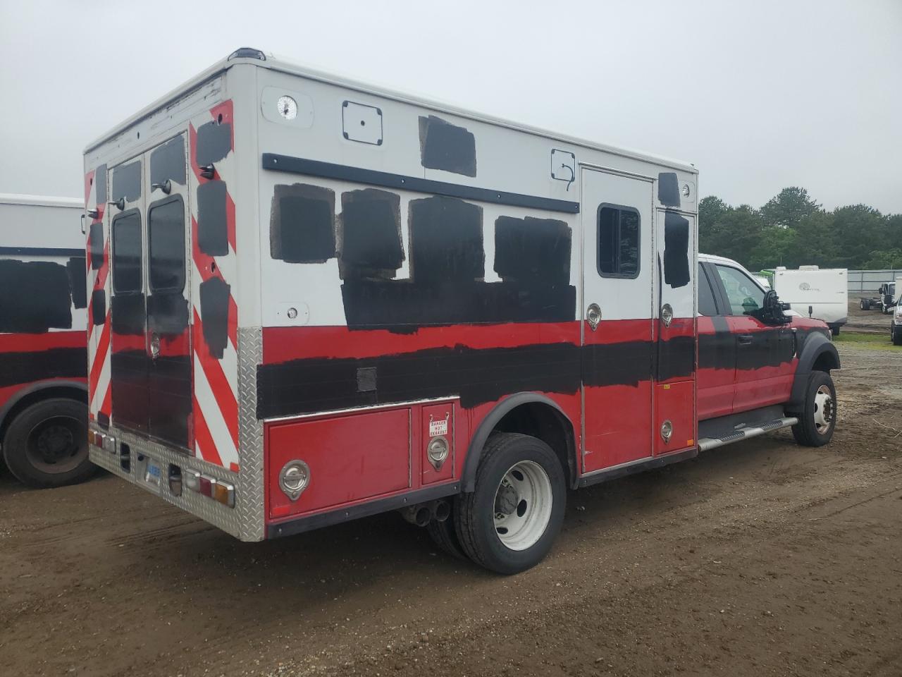 Ford F-550 Super Duty