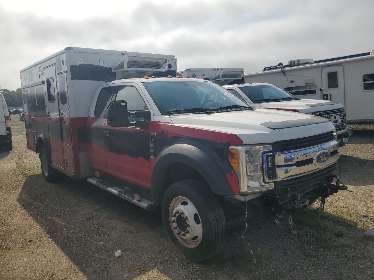 Ford F-550 Super Duty