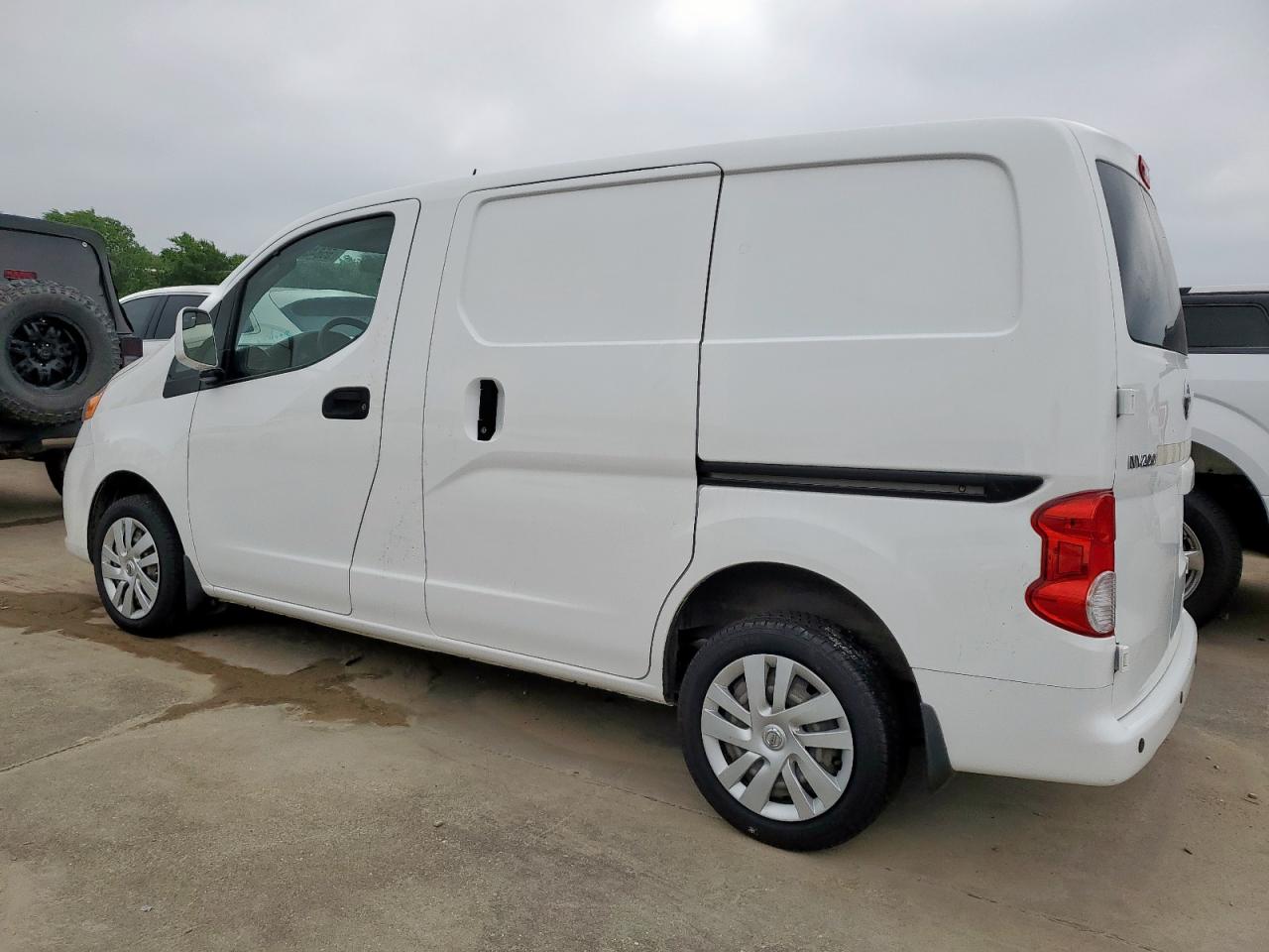 Nissan Nv 2.5s