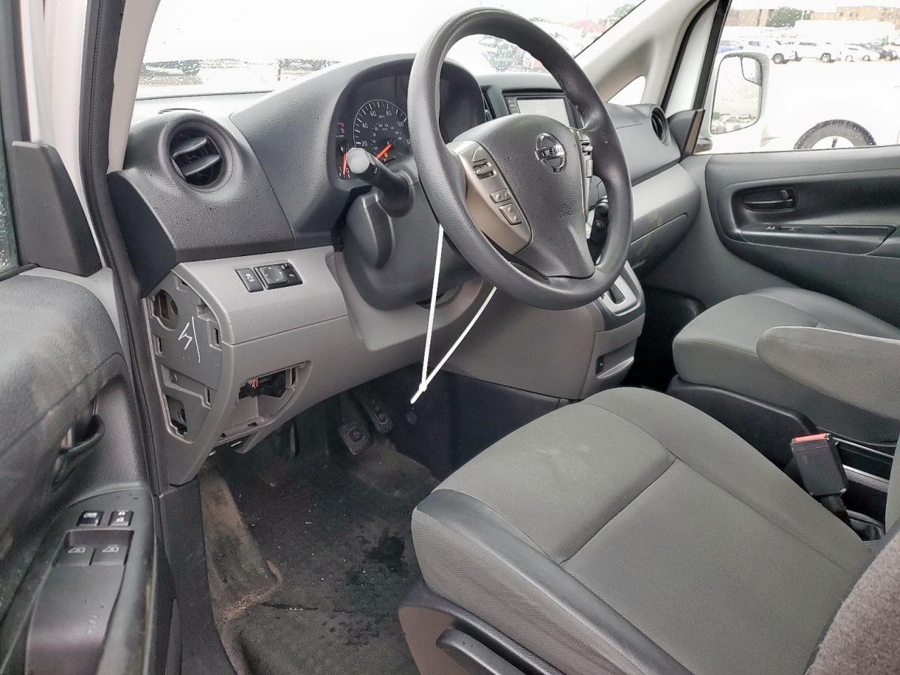 Nissan Nv 2.5s