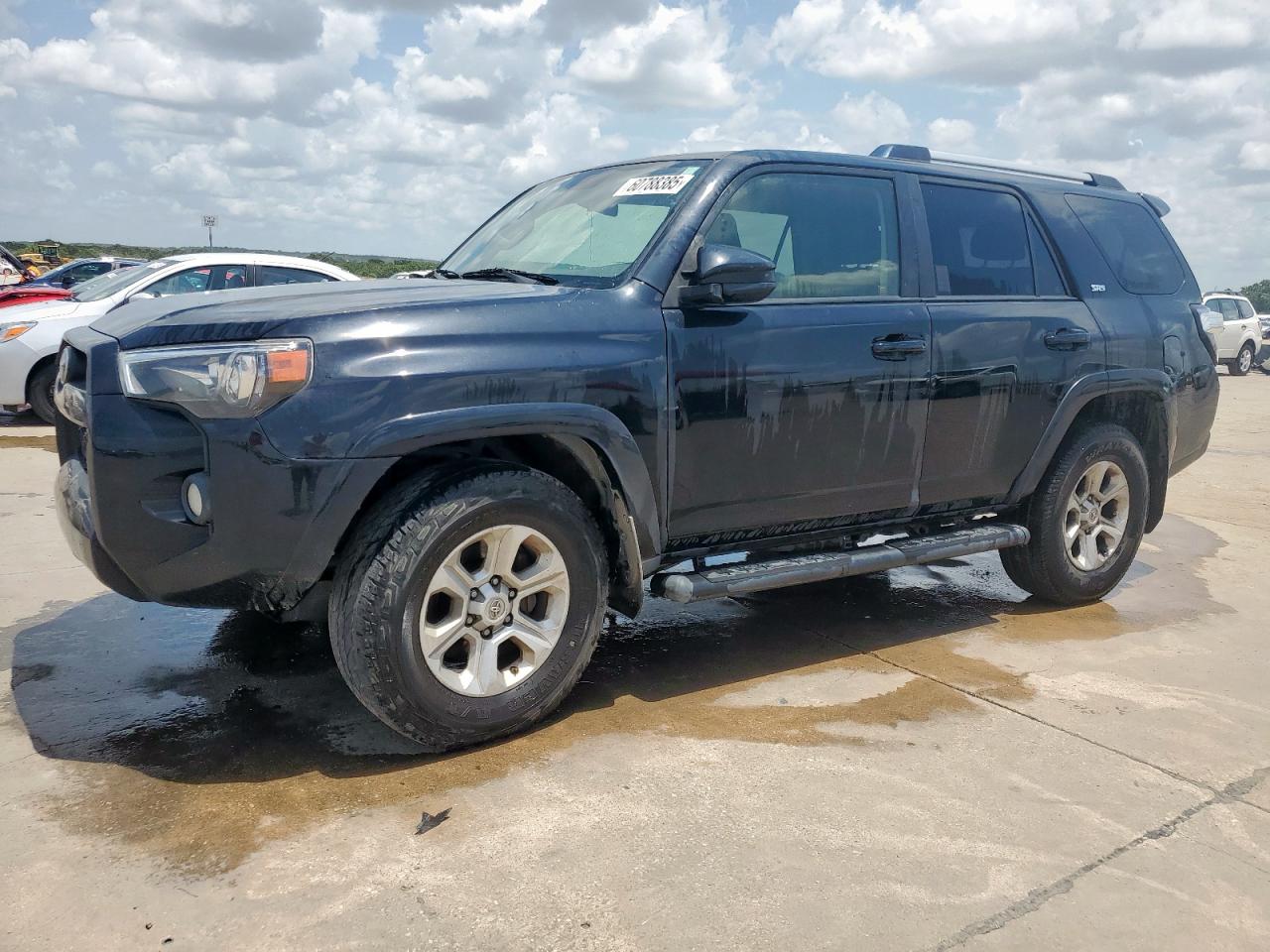 Salvage Toyota 4Runner Image