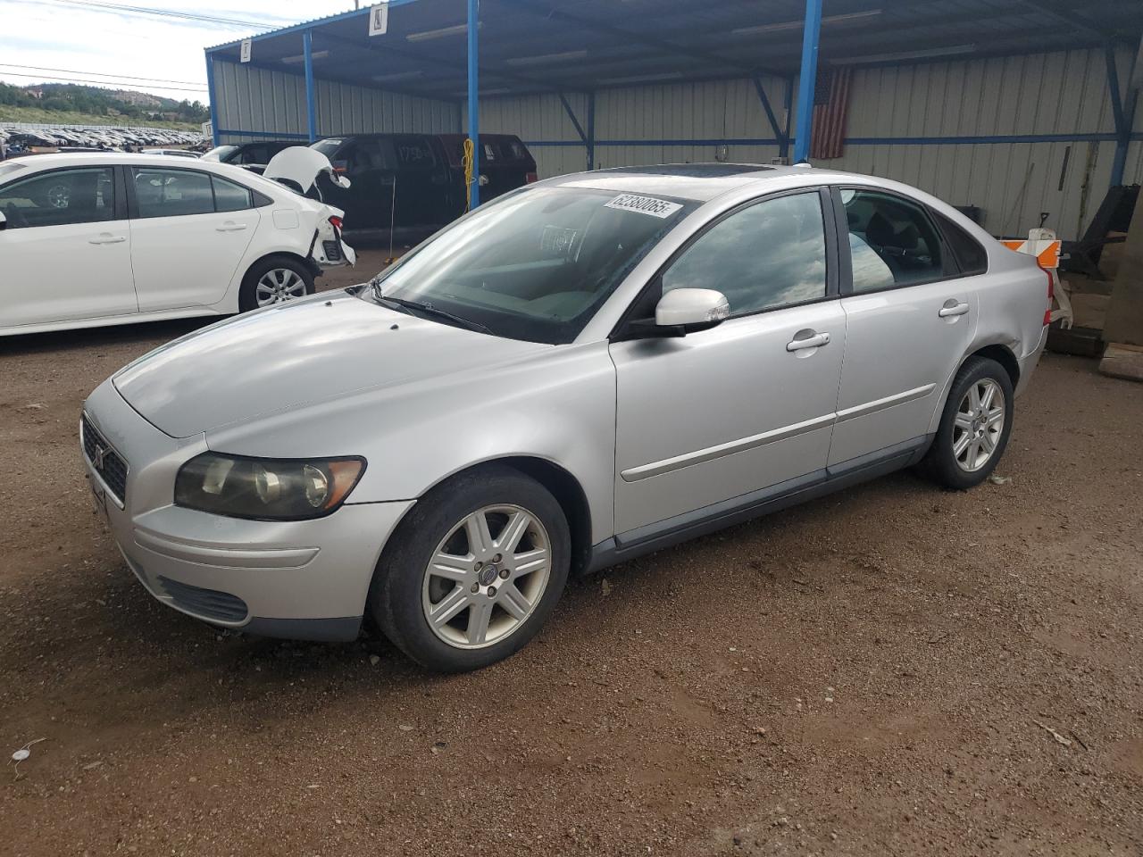 Salvage Volvo S40 Image
