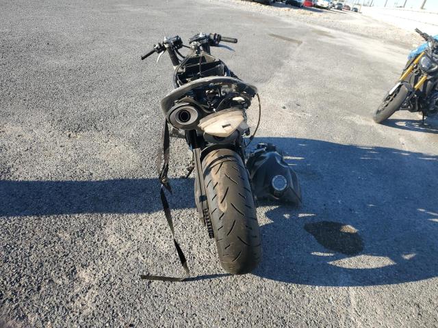 Yamaha Yzf1000 C
