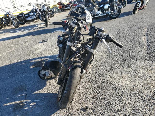 Yamaha Yzf1000 C