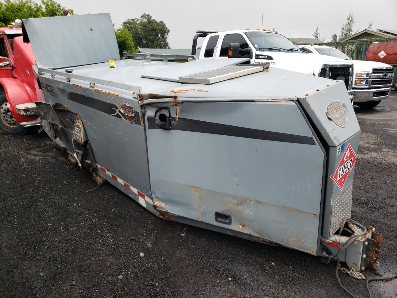 Salvage Aro Trailer Image