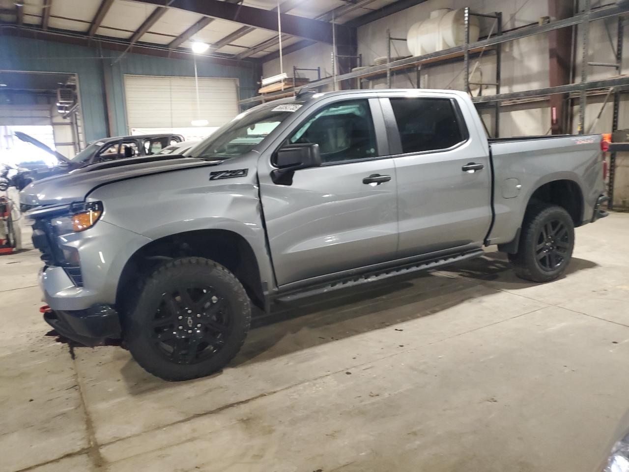 Salvage Chevrolet Silverado Image